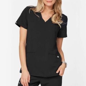 Figs scrub top